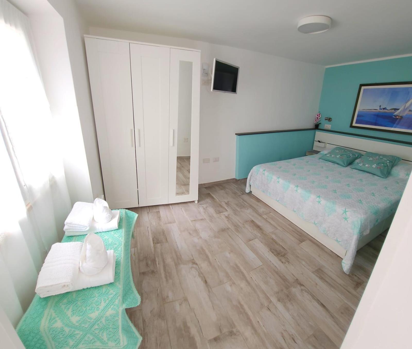 Casa Al Mare Orchidea - Motoparking - Wifi Free - Ac Cala Gonone Exterior photo
